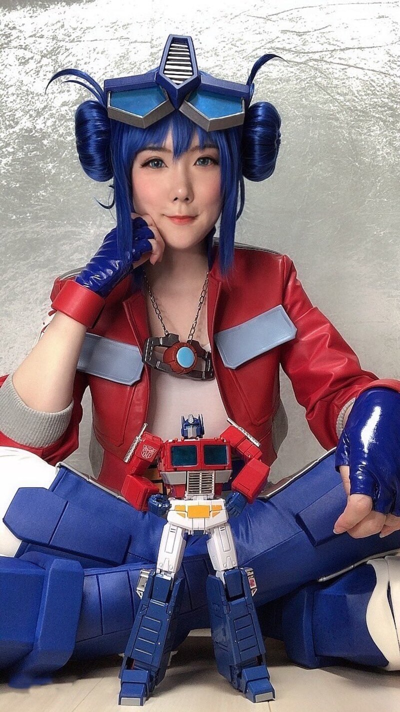 Daily Prime Transformers Bishoujo Convoy Cosplay Costume Images